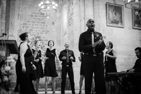 le chef de choeur Joël Rhino en soliste