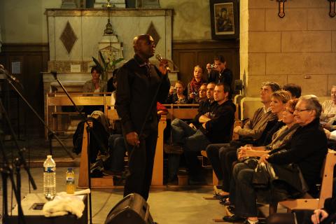 le chef de choeur : Joel Rhino