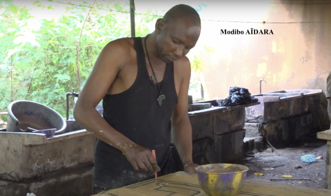 un peintre sur bogolan