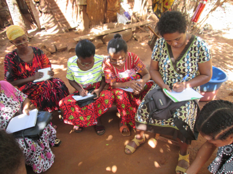 Les mamans notent ce qu'elles ont appris