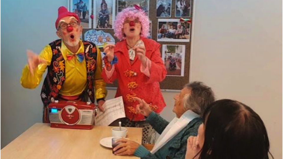 Fleurette et Clafoutis à la Maison de retraite