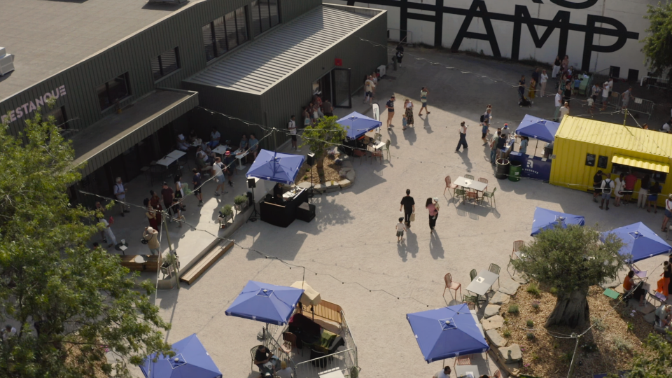 Extérieur tiers-lieu Restanque